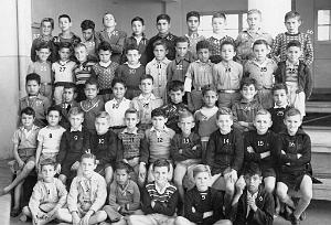ECOLE DE LA CITE PETIT GARCONS 19XX XXX N07